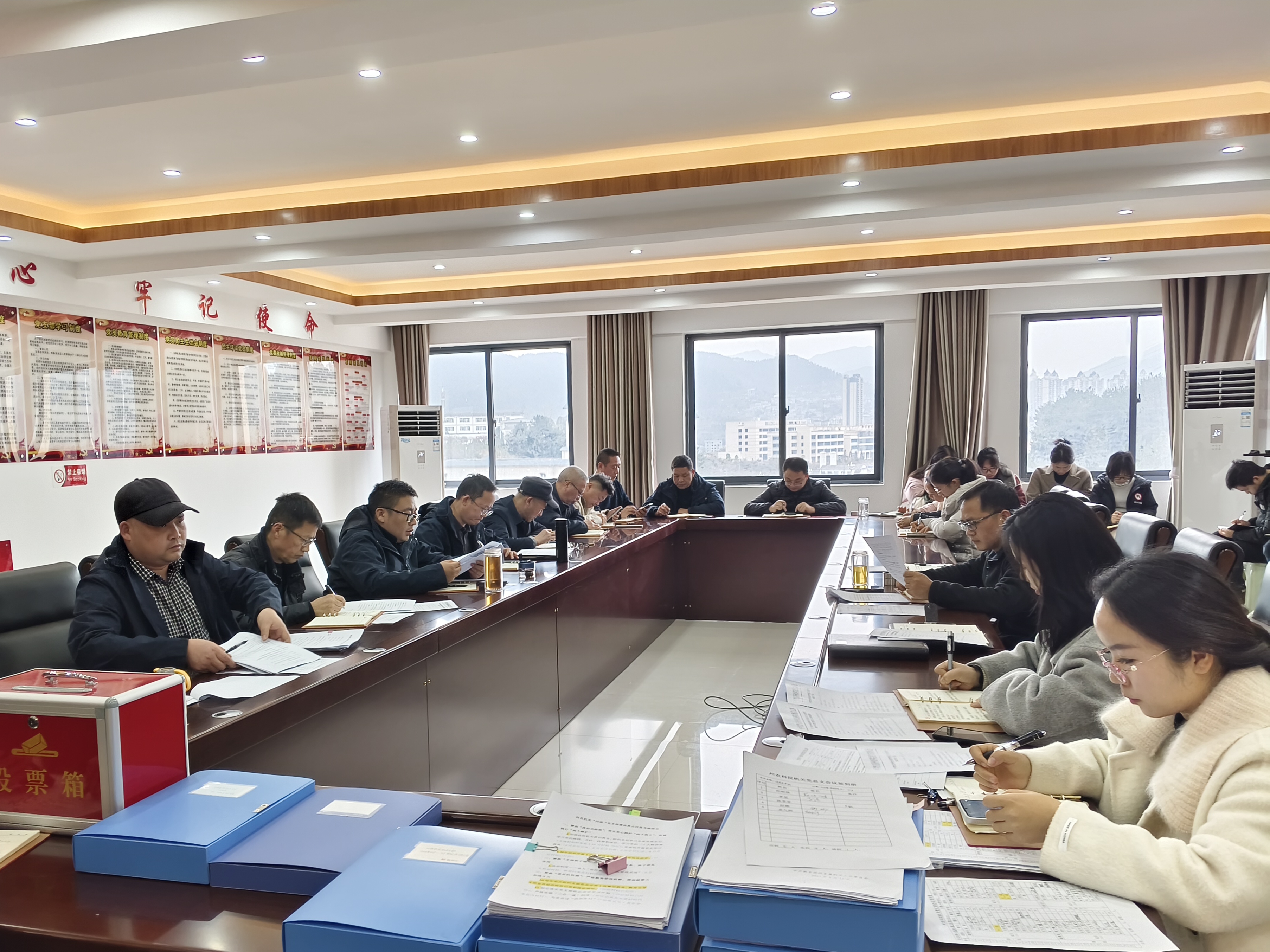 州农科院机关党支部开展2025年第一次 集中学习暨主题党日活动